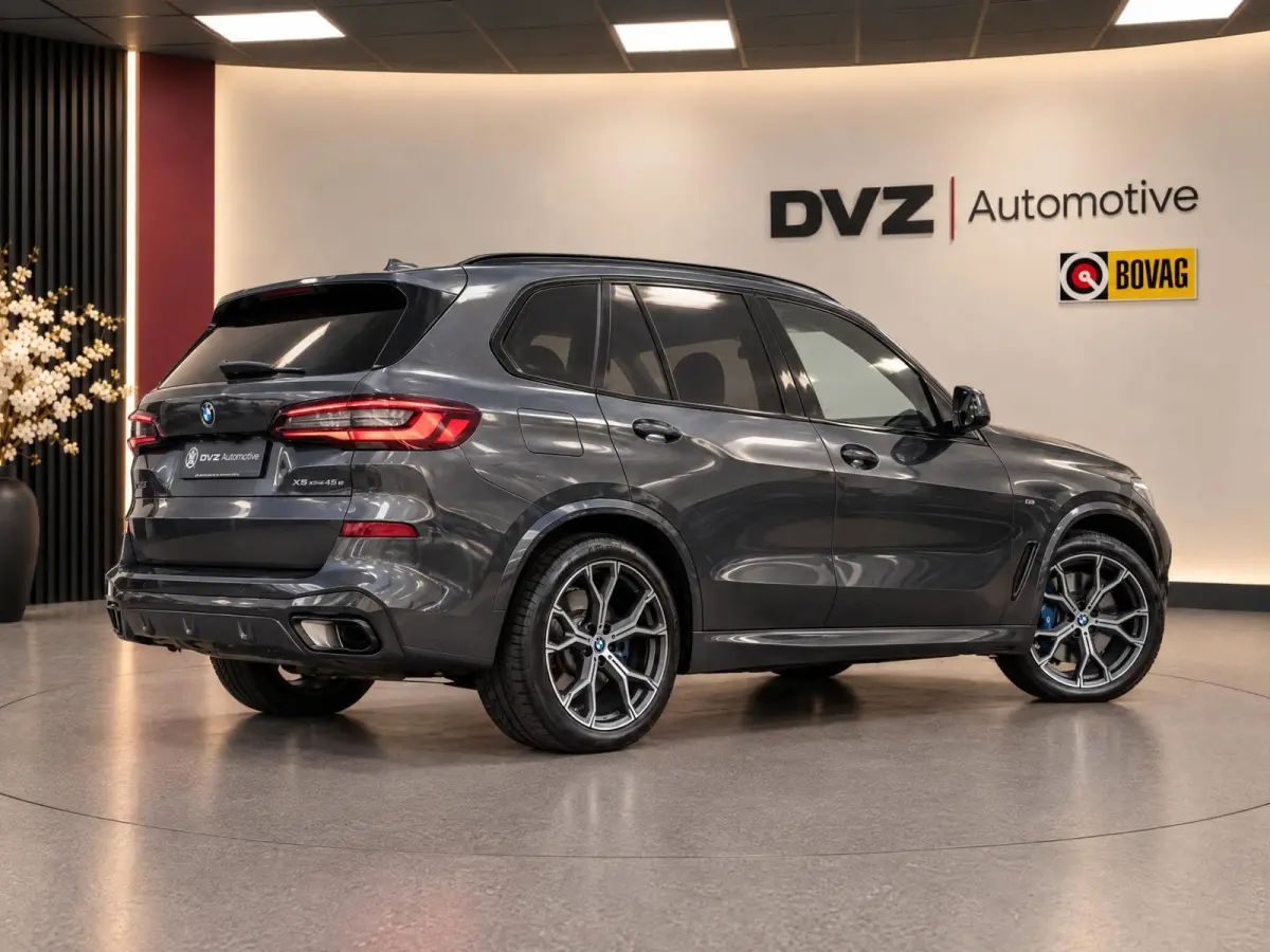 XDrive45e High Executive M-Sport | SOH 100% | Skylounge | Active Steering | Ventilatie | BTW
