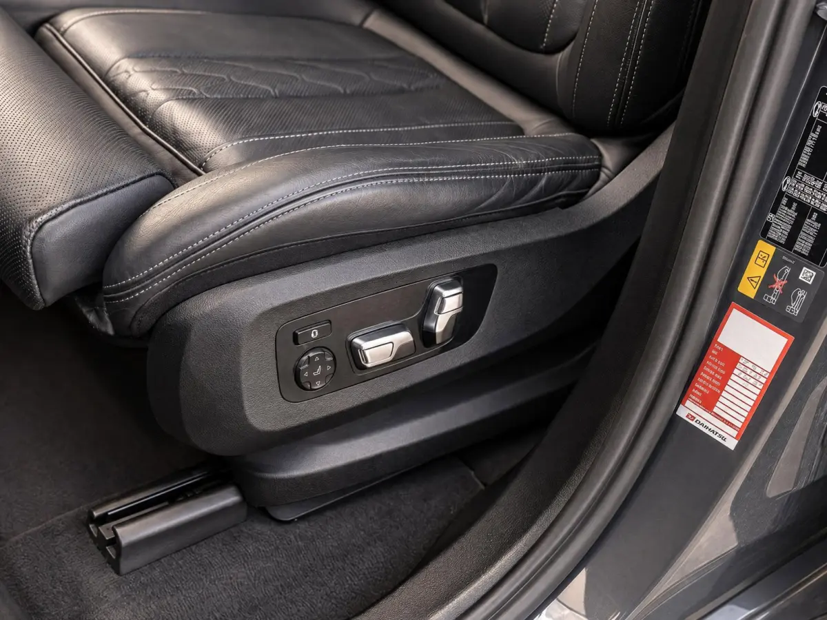 XDrive45e High Executive M-Sport | SOH 100% | Skylounge | Active Steering | Ventilatie | BTW