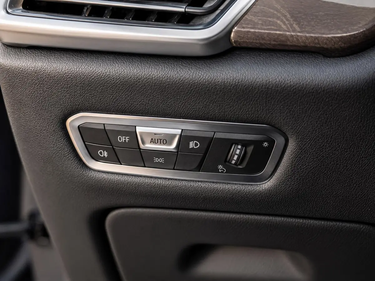 XDrive45e High Executive M-Sport | SOH 100% | Skylounge | Active Steering | Ventilatie | BTW