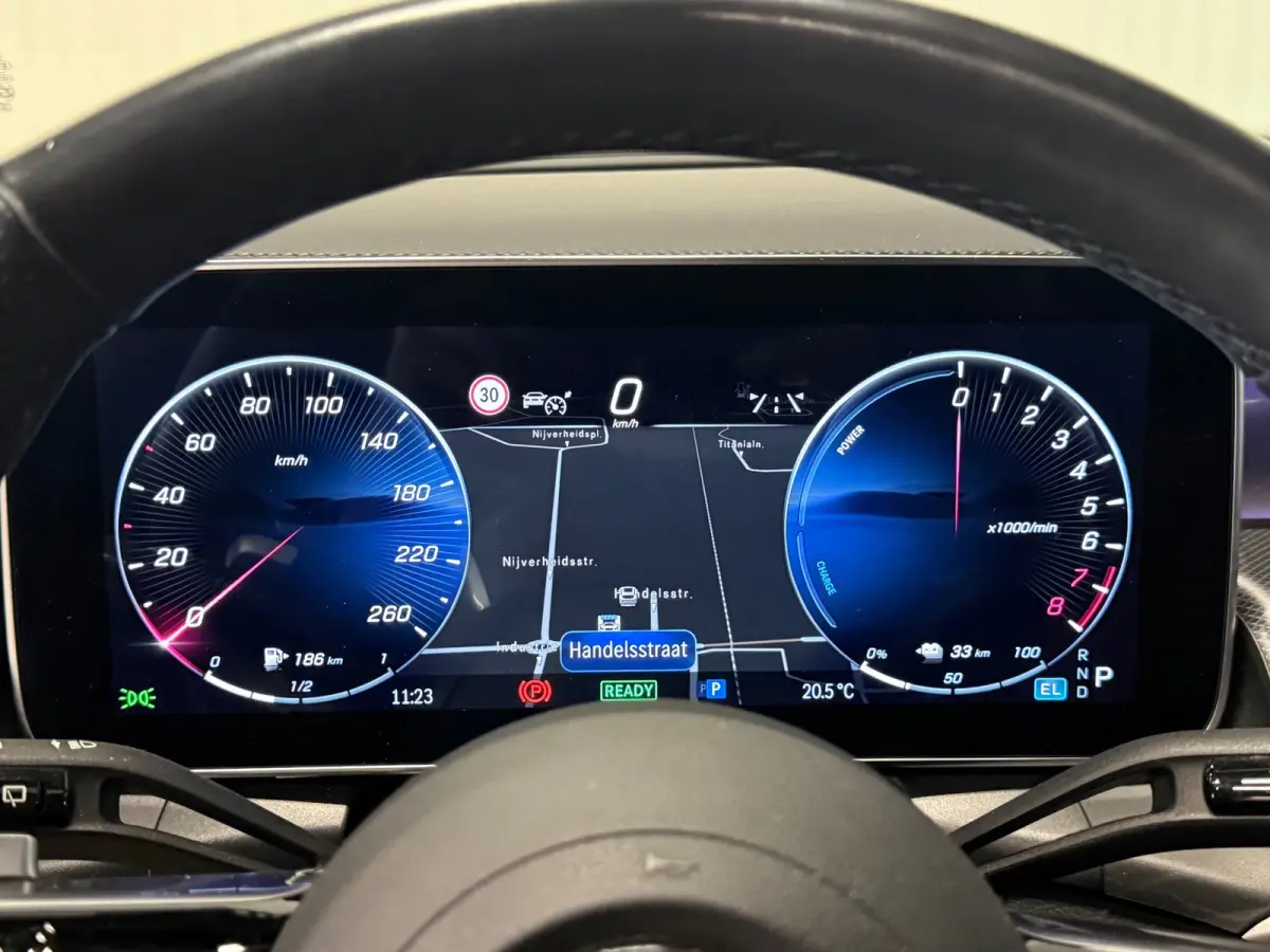 4MATIC AMG Line | PANO | 360 CAMERA | MEMORY | NIGHT | VOL!
