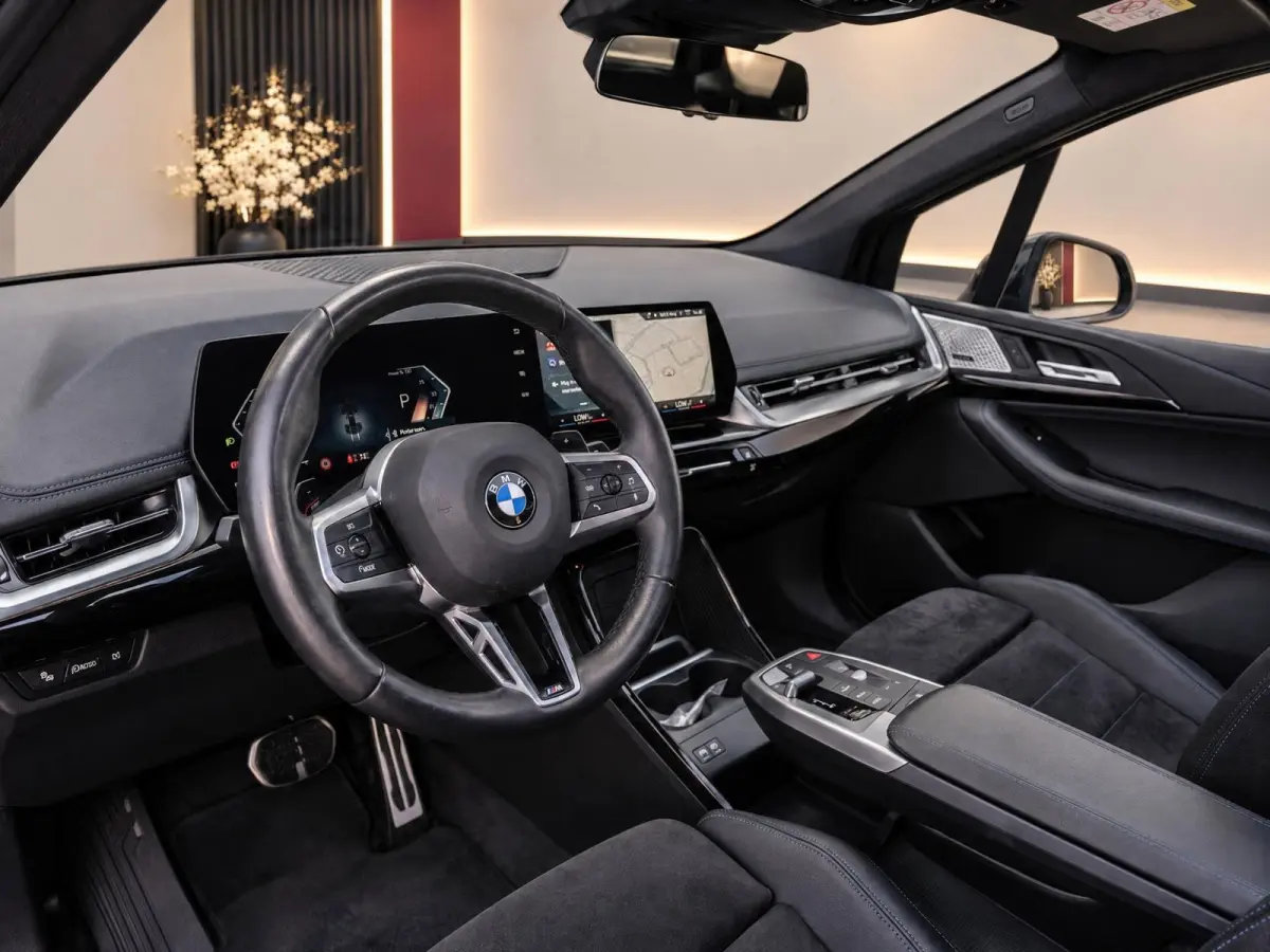218i M-Sport | Pano | H/K Sound | Memory | BTW