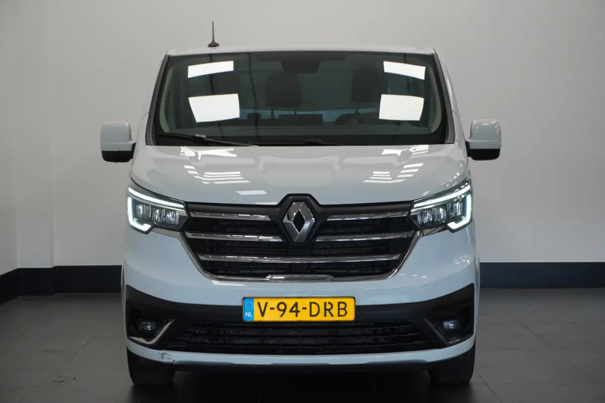 2.0 dCi 130PK L2 EURO 6 - Airco - Cruise - PDC - €21.950,- Excl.