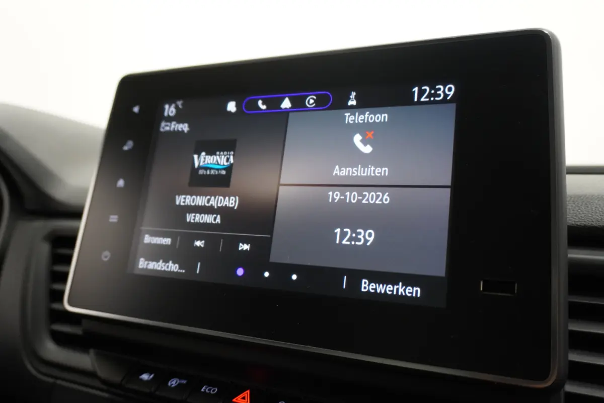 2.0 dCi 130PK L2 EURO 6 - Airco - Cruise - PDC - €21.950,- Excl.