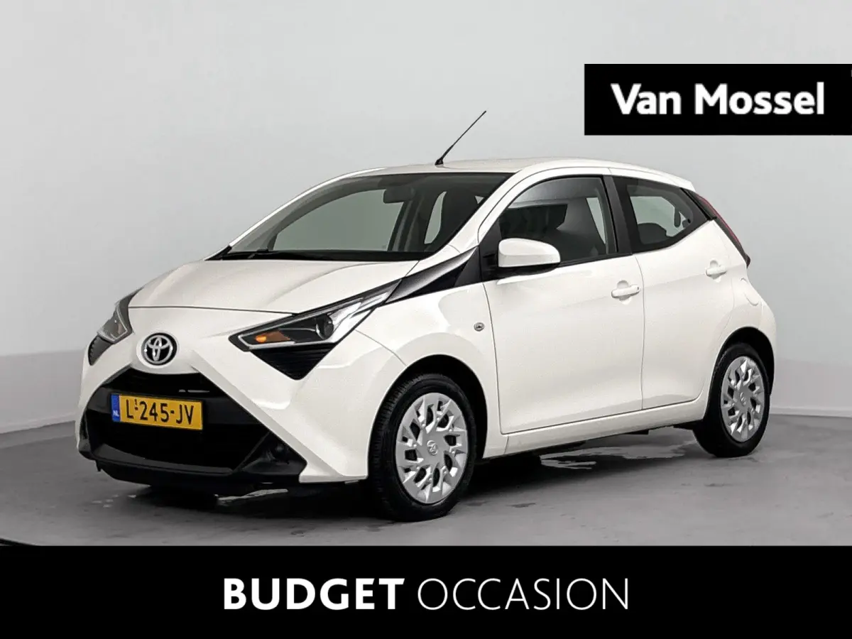 1.0 VVT-i x-play 1e Eigenaar | Origineel Nederlands | Achteruitrijcamera | Cruise Control