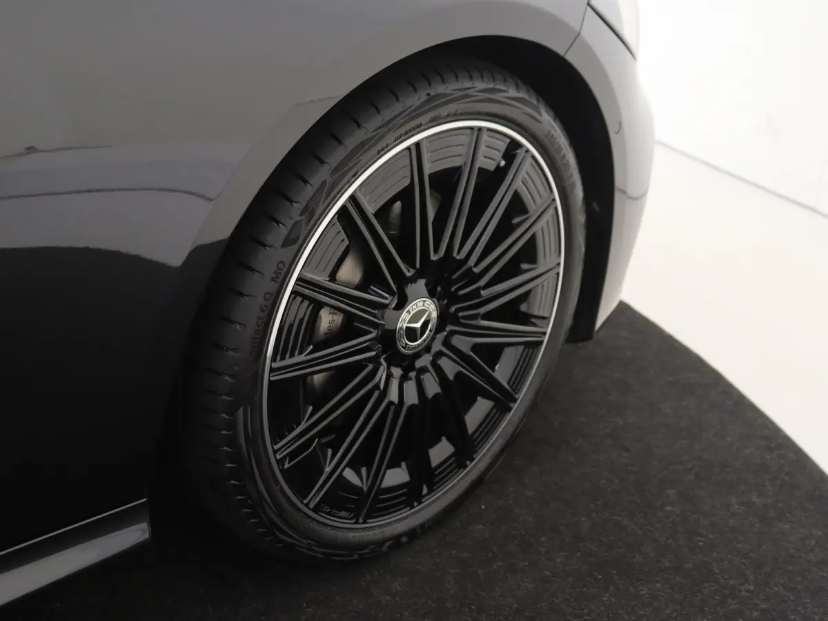 180 AMG Line / 20 inch/ Memory/ Sfeerverlichting/ AIRCAP/ AIRSCARF