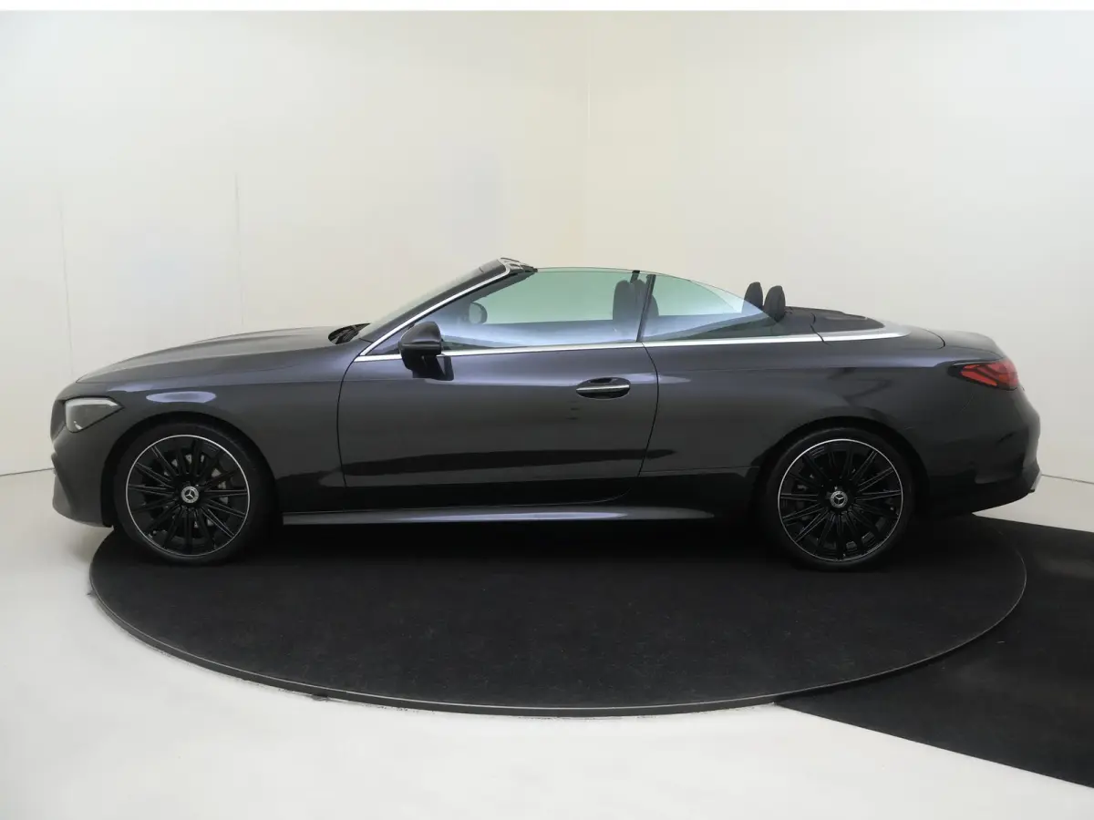 180 AMG Line / 20 inch/ Memory/ Sfeerverlichting/ AIRCAP/ AIRSCARF