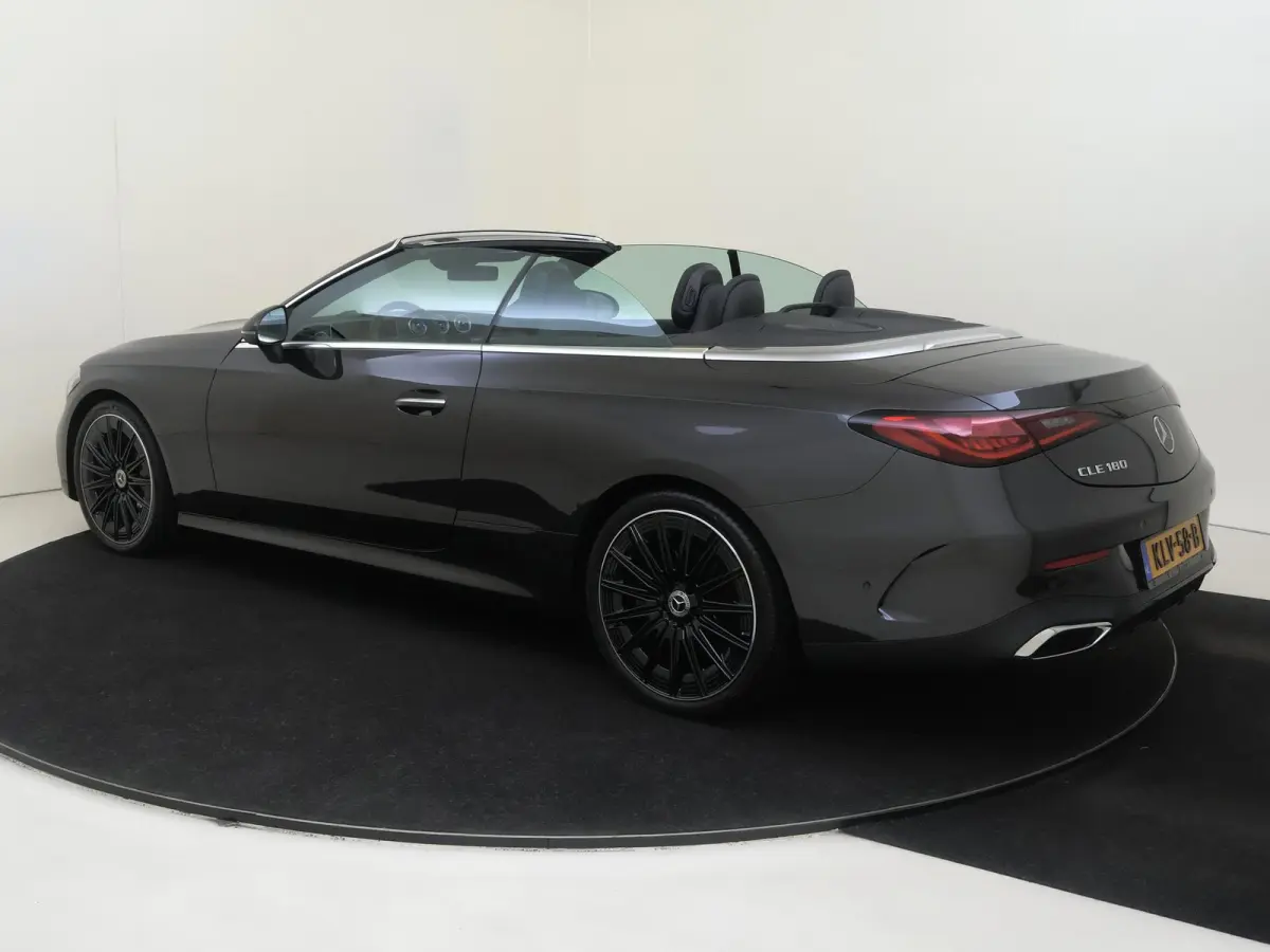 180 AMG Line / 20 inch/ Memory/ Sfeerverlichting/ AIRCAP/ AIRSCARF