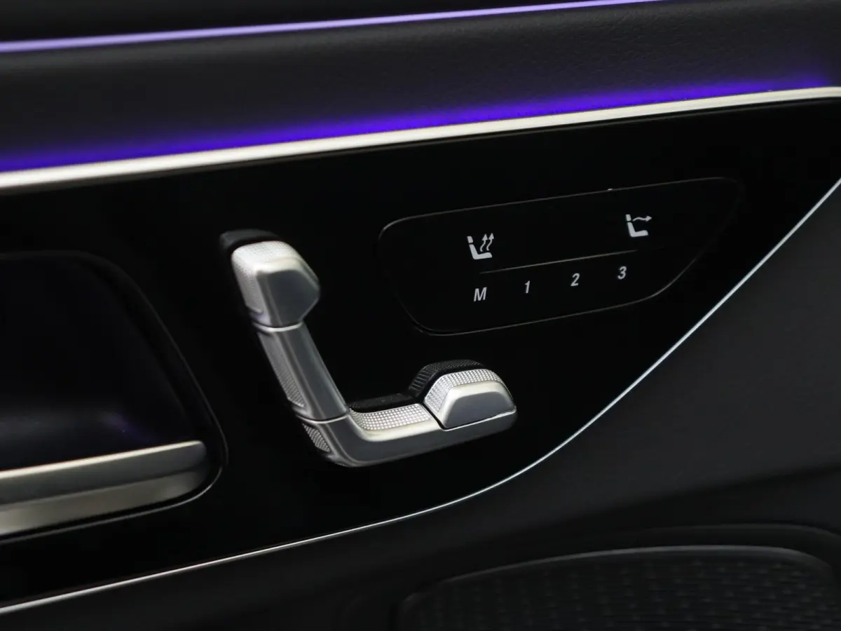 180 AMG Line / 20 inch/ Memory/ Sfeerverlichting/ AIRCAP/ AIRSCARF