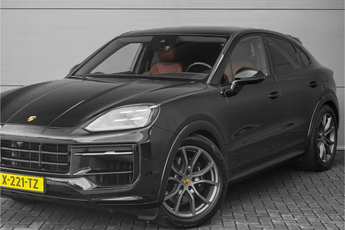 3.0 E-Hybrid Nieuw Model Sport Design & Chrono Trekhaak Stoelventilatie 21"