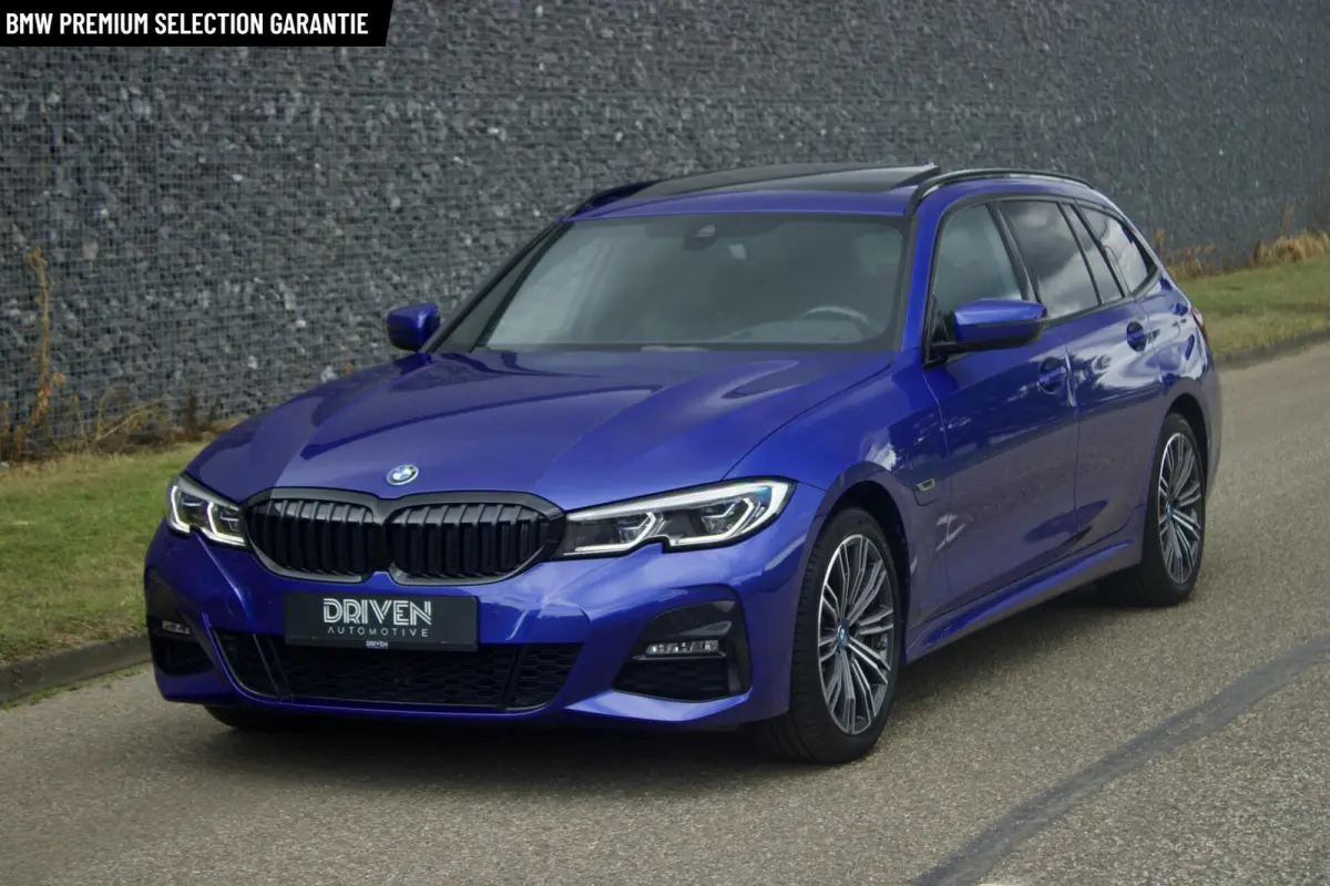 BMW 3-Serie 330e High Ex | M Sport - Laser - Pano - HUD - HK