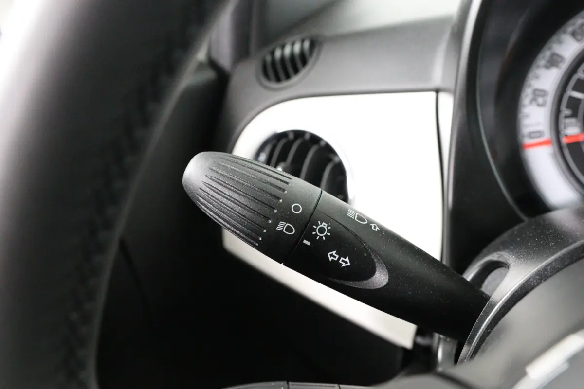 1.0 Hybrid Cabrio Dolcevita Finale | 1e Eigenaar! | Dealer Onderhouden! | Navi By App | Cruise Control | Stoelverwarming | Airco | Parkeersensoren | Lichtmetalen Velgen