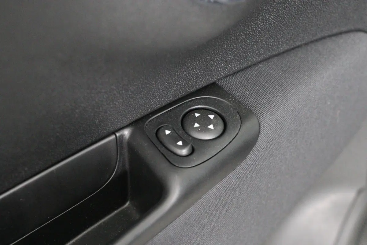 1.0 Hybrid Cabrio Dolcevita Finale | 1e Eigenaar! | Dealer Onderhouden! | Navi By App | Cruise Control | Stoelverwarming | Airco | Parkeersensoren | Lichtmetalen Velgen