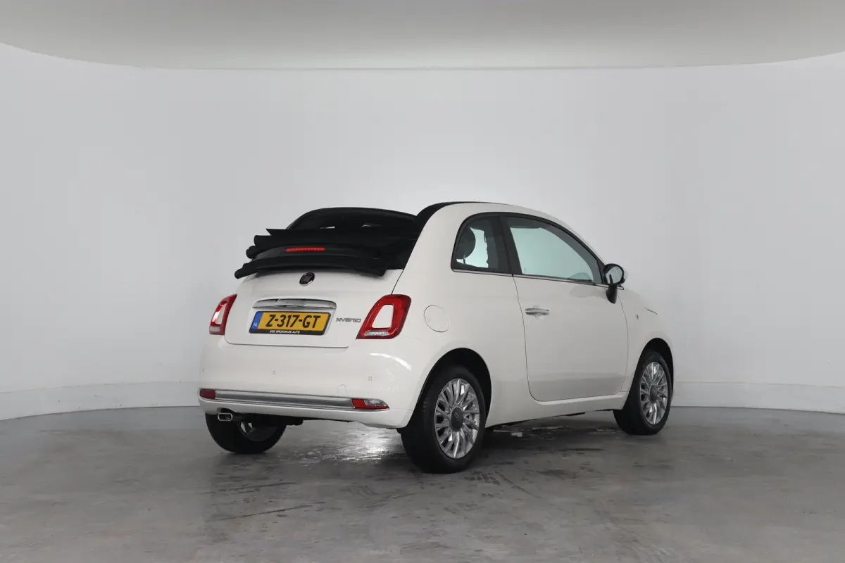 1.0 Hybrid Cabrio Dolcevita Finale | 1e Eigenaar! | Dealer Onderhouden! | Navi By App | Cruise Control | Stoelverwarming | Airco | Parkeersensoren | Lichtmetalen Velgen