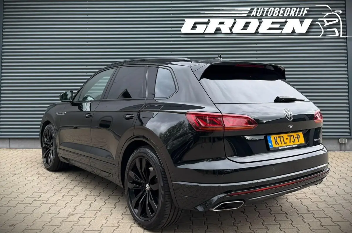 3.0 TSi 4MOTION R-LINE PANO|HUD|UCHT|TREK