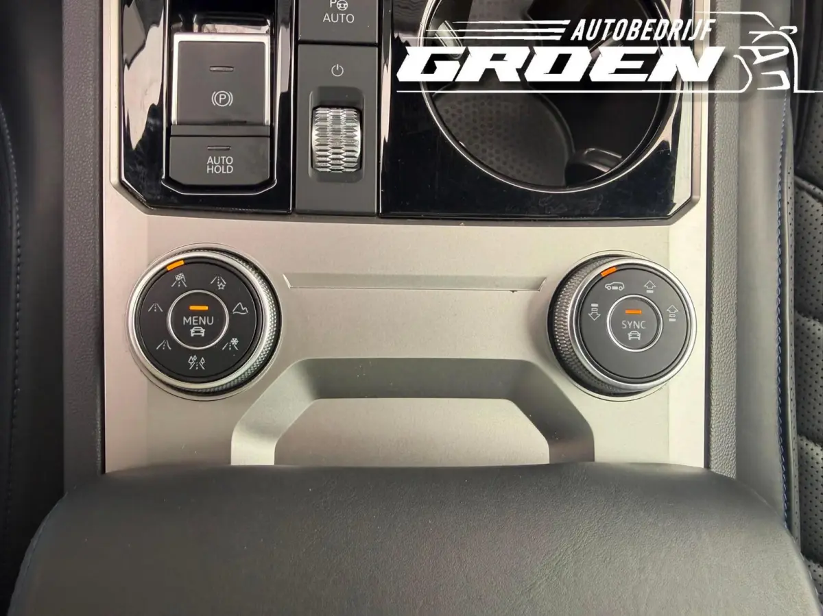 3.0 TSi 4MOTION R-LINE PANO|HUD|UCHT|TREK