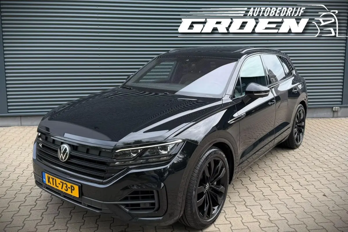 3.0 TSi 4MOTION R-LINE PANO|HUD|UCHT|TREK