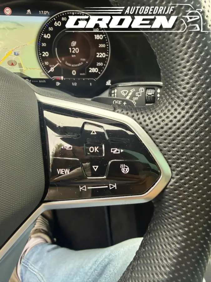 3.0 TSi 4MOTION R-LINE PANO|HUD|UCHT|TREK