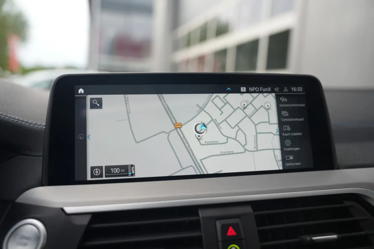 xDrive30e 292 pk High Executive M-Sportpakket / Pano-Dak/ Harman-Kardon/ Head-Up/ SuperSport-Stoel/ Keyless/ Camera/ Leder/ Stoel.Verw/ Memory/ Driving Assistant/ 20'' LMV