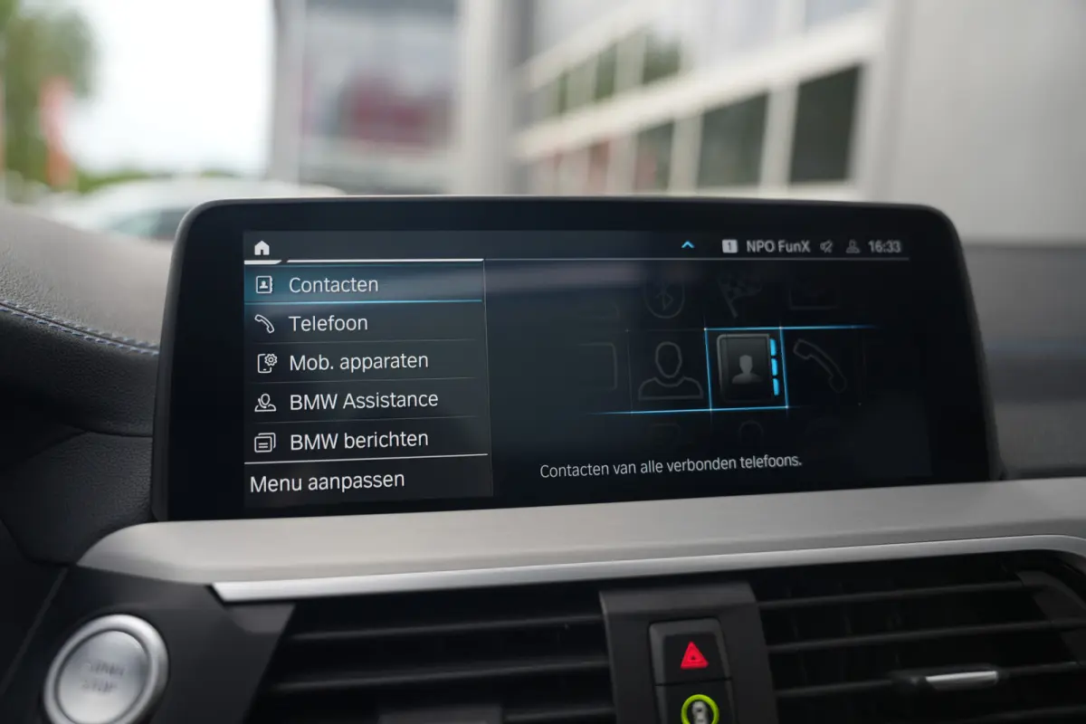 xDrive30e 292 pk High Executive M-Sportpakket / Pano-Dak/ Harman-Kardon/ Head-Up/ SuperSport-Stoel/ Keyless/ Camera/ Leder/ Stoel.Verw/ Memory/ Driving Assistant/ 20'' LMV