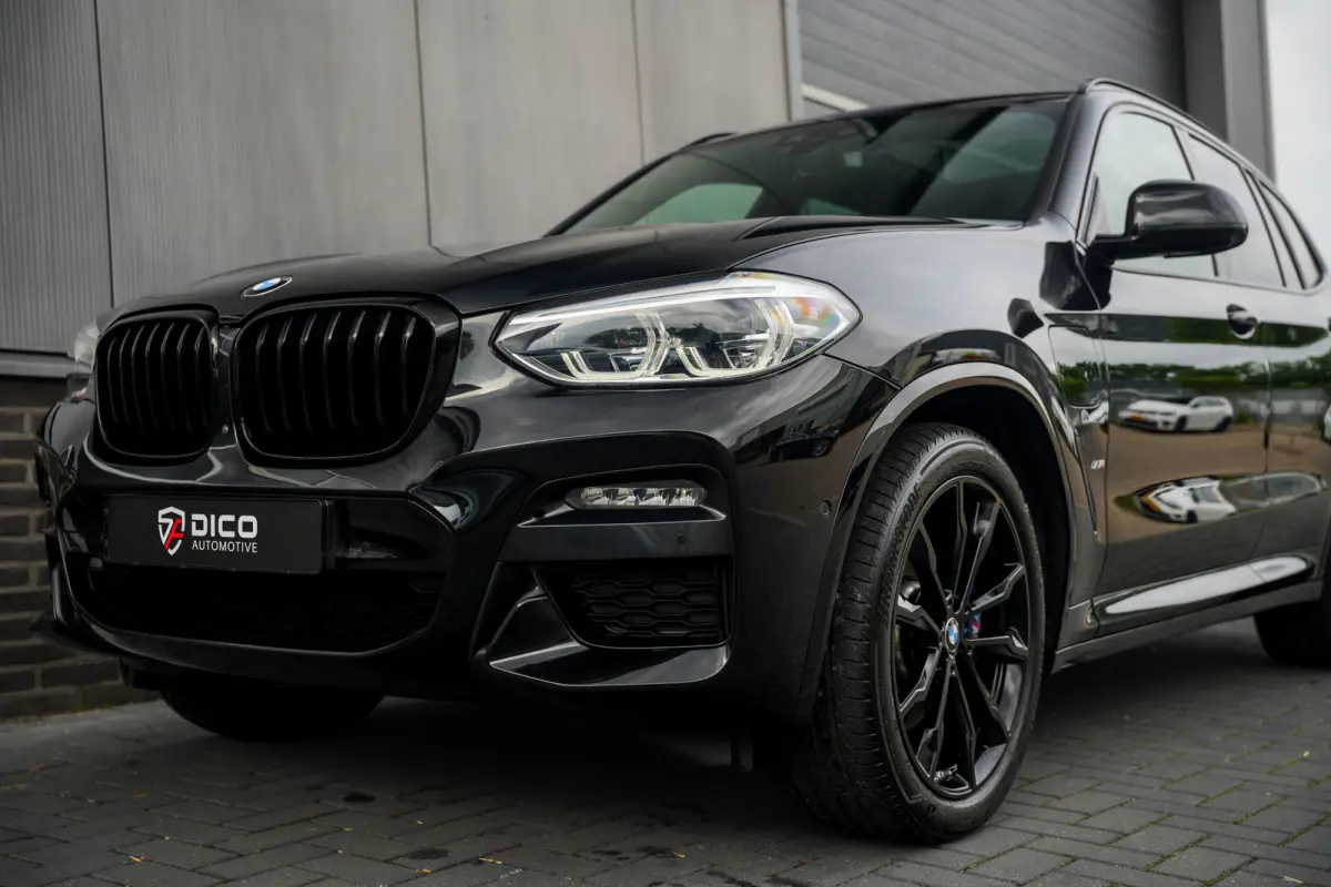 xDrive30e 292 pk High Executive M-Sportpakket / Pano-Dak/ Harman-Kardon/ Head-Up/ SuperSport-Stoel/ Keyless/ Camera/ Leder/ Stoel.Verw/ Memory/ Driving Assistant/ 20'' LMV
