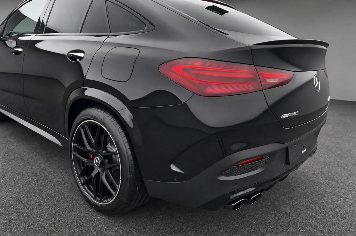 AMG 53 Hybrid 4MATIC+ Night Edition Premium Plus LUCHTVERING / TREKHAAK / BURMESTER / FULL BLACK