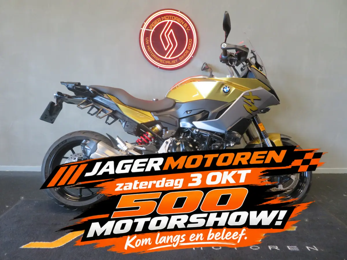 BMW F 900 XR 2022 Benzine Onbekend leasen