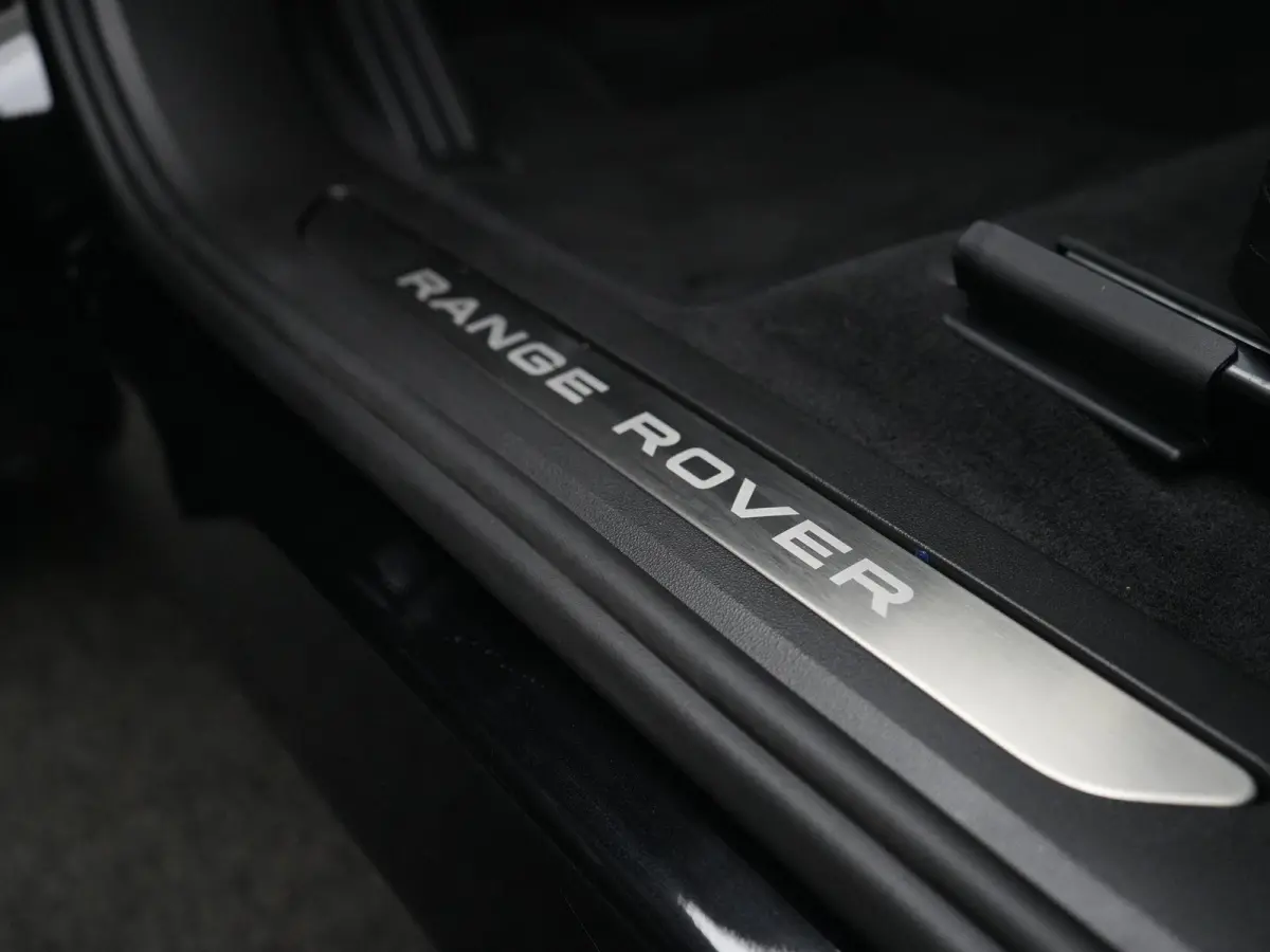 1.5 P270e PHEV Business Dynamic Edition | Cold Climate Pack | Black Exterior Pack | Elektrische Trekhaak |