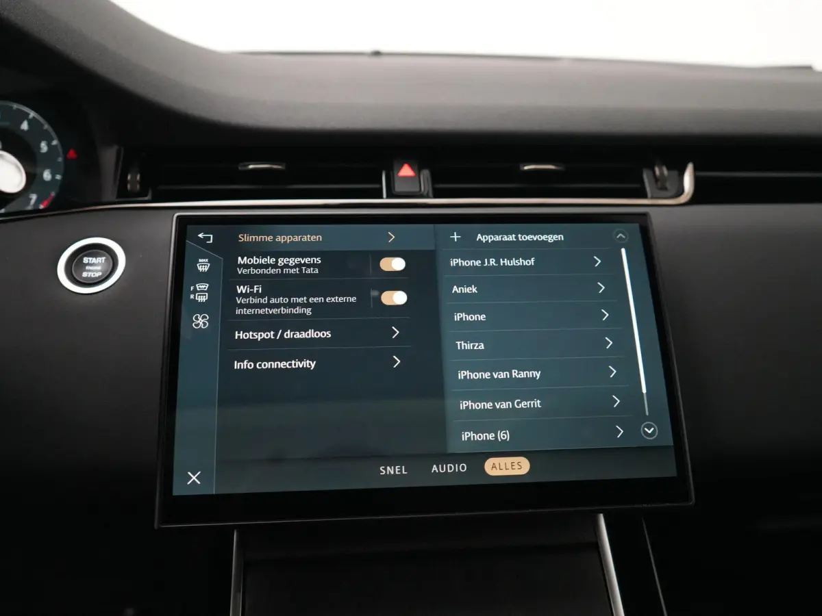 1.5 P270e PHEV Business Dynamic Edition | Cold Climate Pack | Black Exterior Pack | Elektrische Trekhaak |