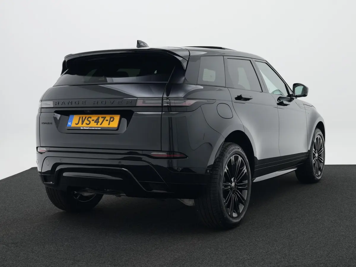 1.5 P270e PHEV Business Dynamic Edition | Cold Climate Pack | Black Exterior Pack | Elektrische Trekhaak |