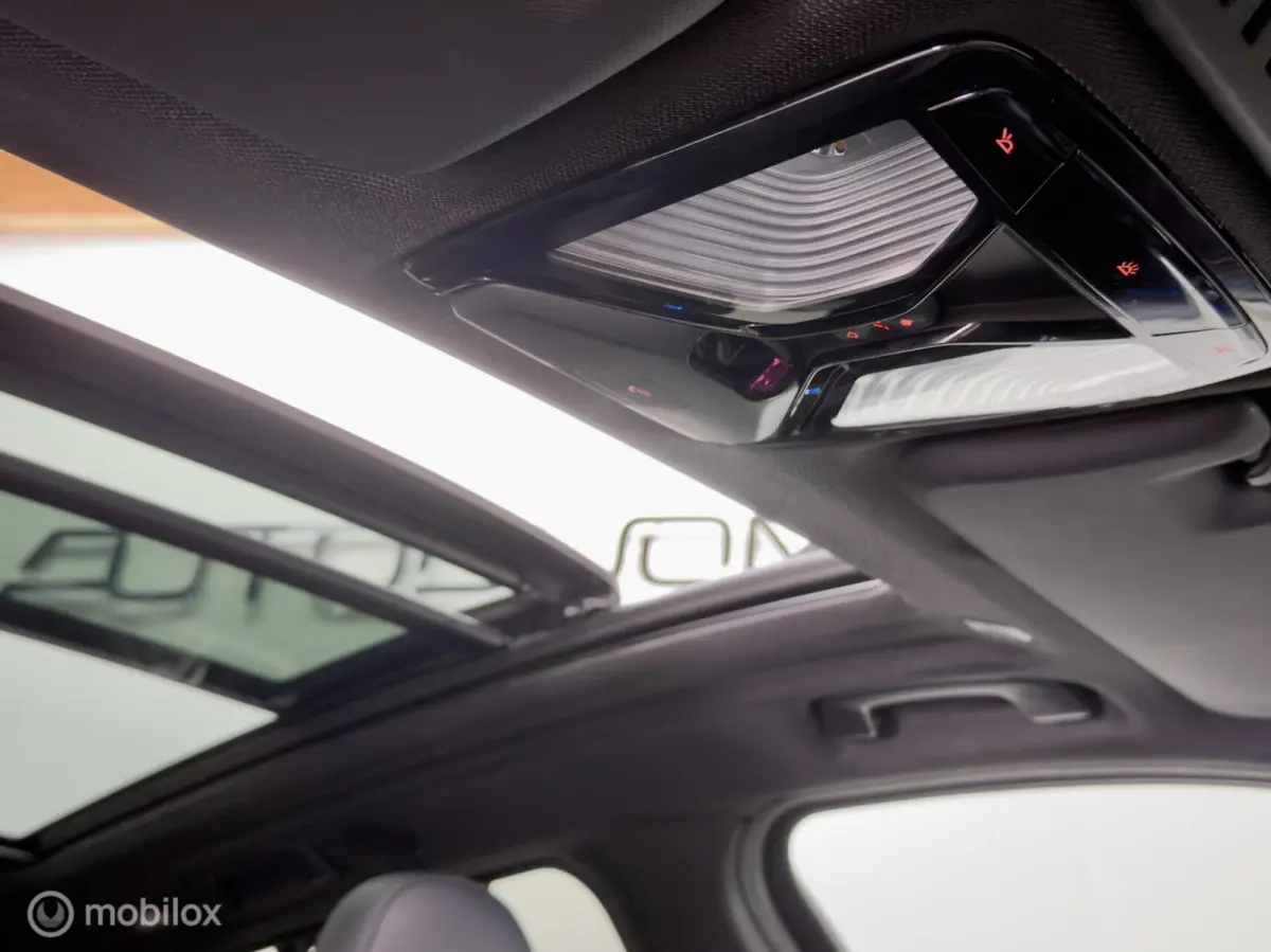 xDrive30e High Executive M Sport | Pano | M Seats | Laser | HUD | 360 | M Onderstel | Stuurverwarming | 20" M Velgen | Shadow Line | Sfeer| SOH 99% | 292PK