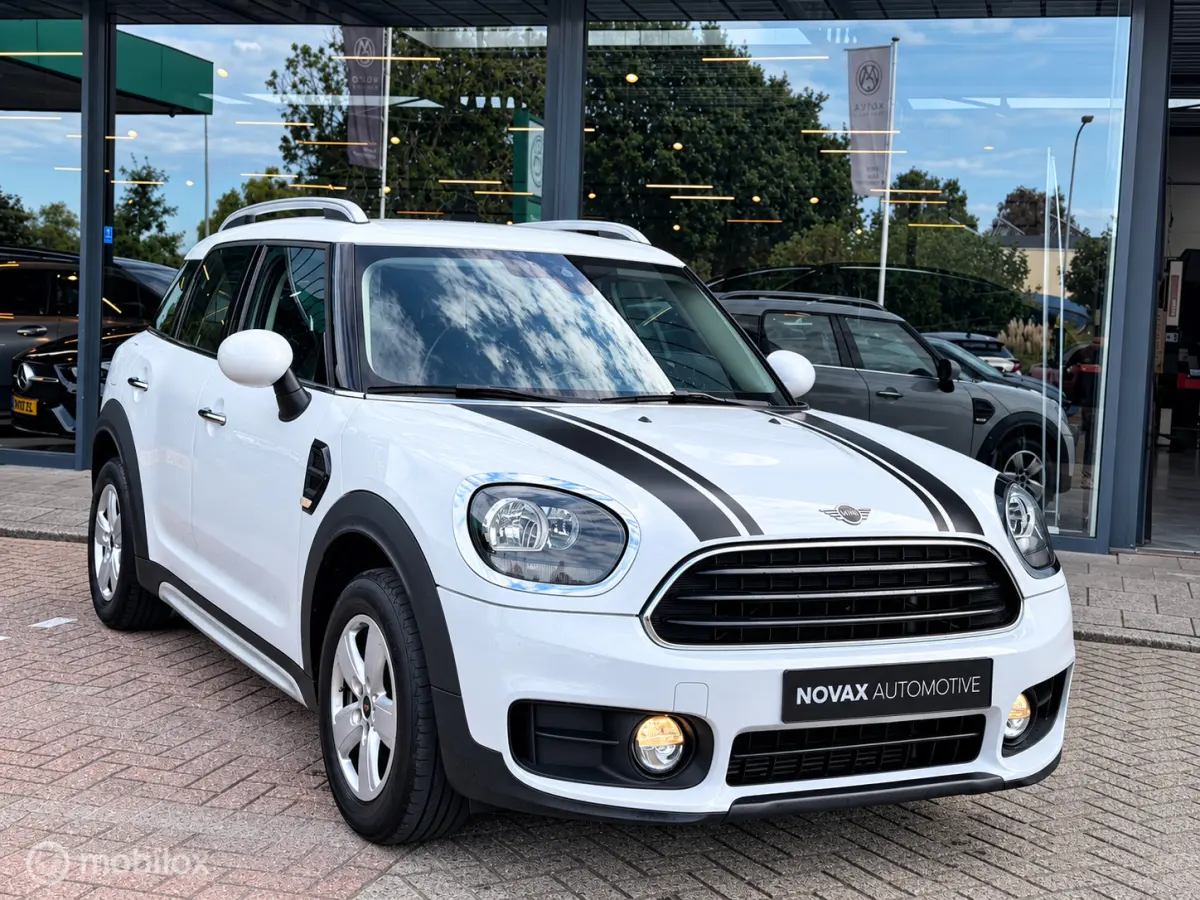 Cooper Business Edition 2018 | NAP |Benzine