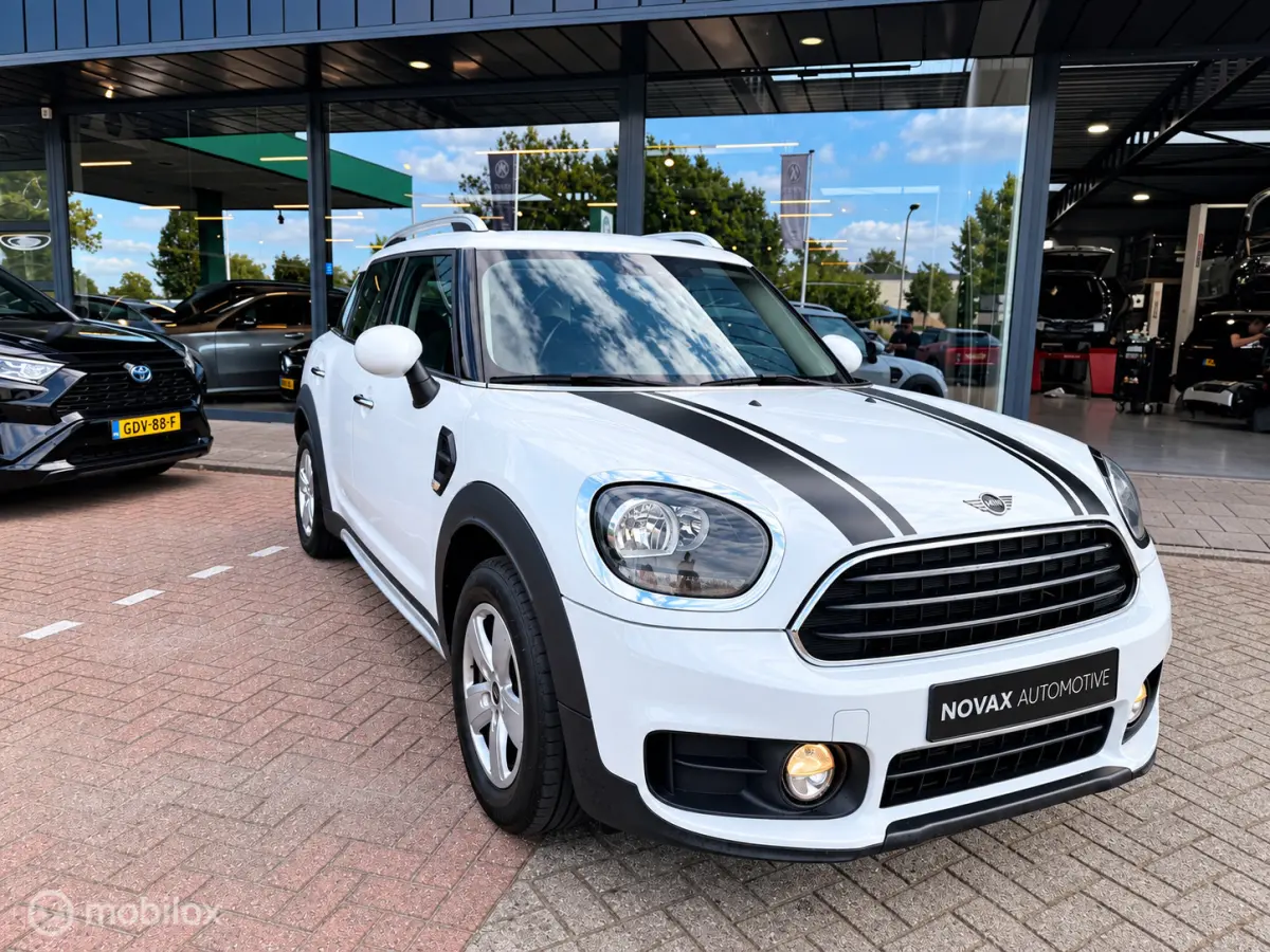 Cooper Business Edition 2018 | NAP |Benzine