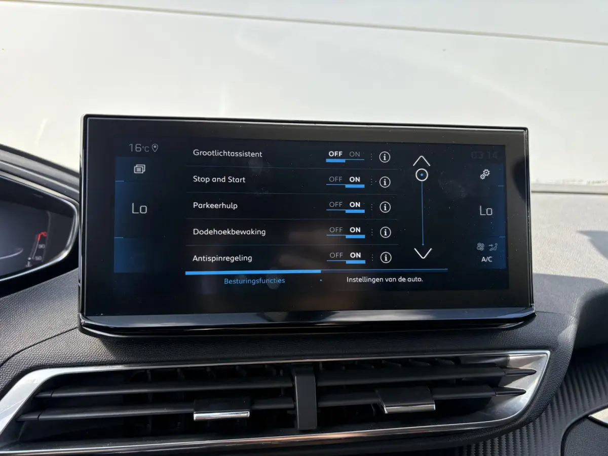 1.2 PureTech Allure | Navigatie | Parkeerhulp | Cruise Control | Navigatie | Apple Carplay/Android Auto