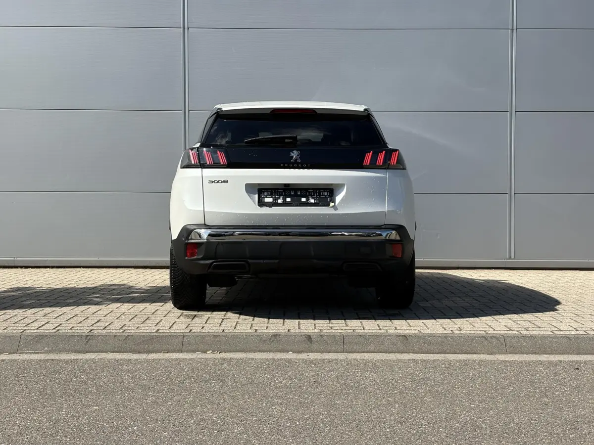 1.2 PureTech Allure | Navigatie | Parkeerhulp | Cruise Control | Navigatie | Apple Carplay/Android Auto