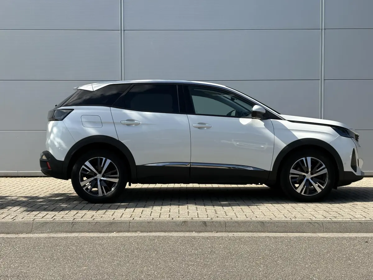 1.2 PureTech Allure | Navigatie | Parkeerhulp | Cruise Control | Navigatie | Apple Carplay/Android Auto