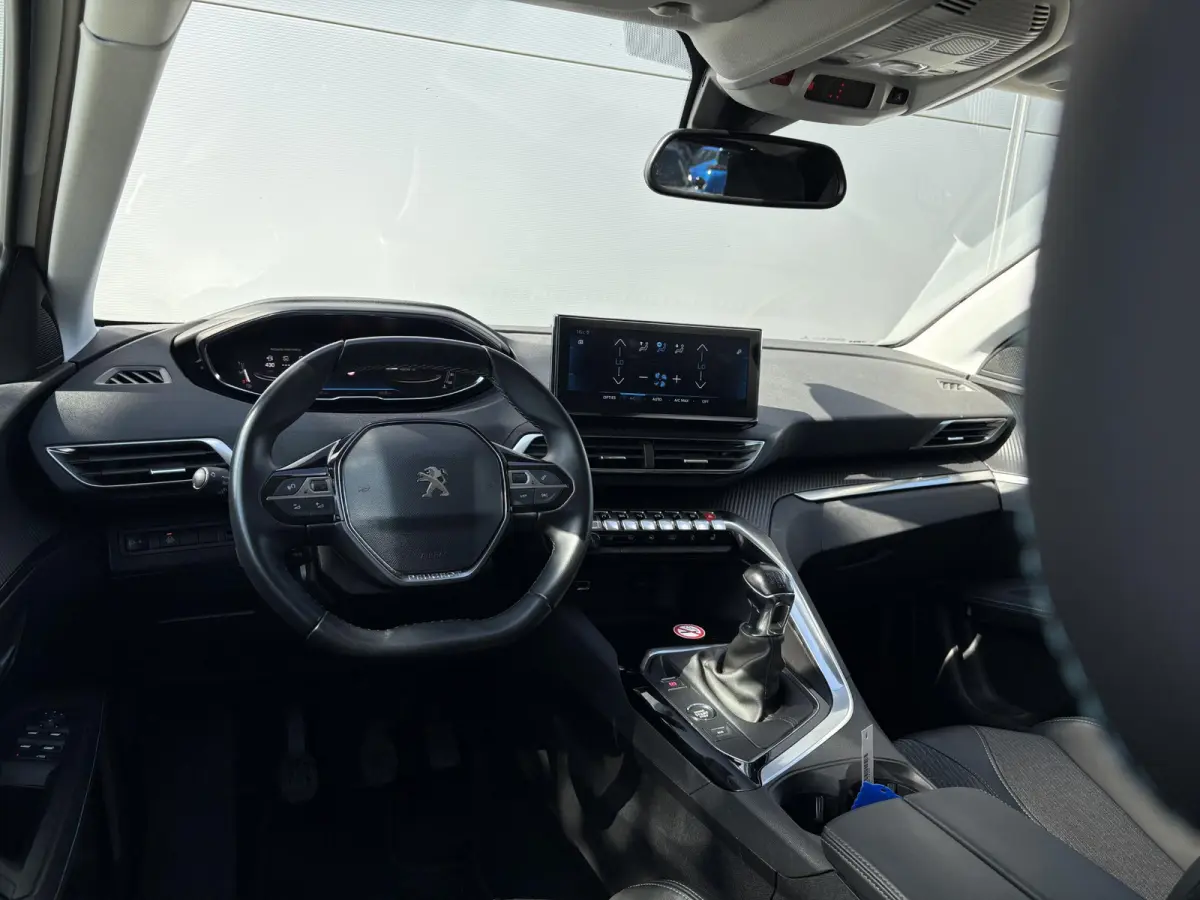 1.2 PureTech Allure | Navigatie | Parkeerhulp | Cruise Control | Navigatie | Apple Carplay/Android Auto