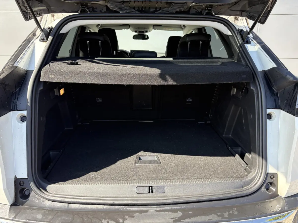 1.2 PureTech Allure | Navigatie | Parkeerhulp | Cruise Control | Navigatie | Apple Carplay/Android Auto