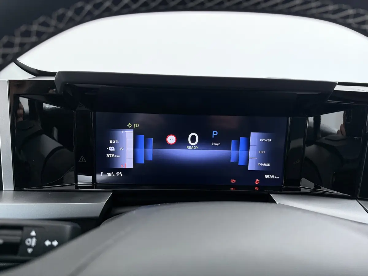 Edition 54 kWh Extended Range | SOH 98% | Airconditioning | Parkeersensoren achter | | 8 Jaar Garantie | Achteruitrijcamera | Dodehoek detectie | Airco | Draadloze oplader | Cruise Control |