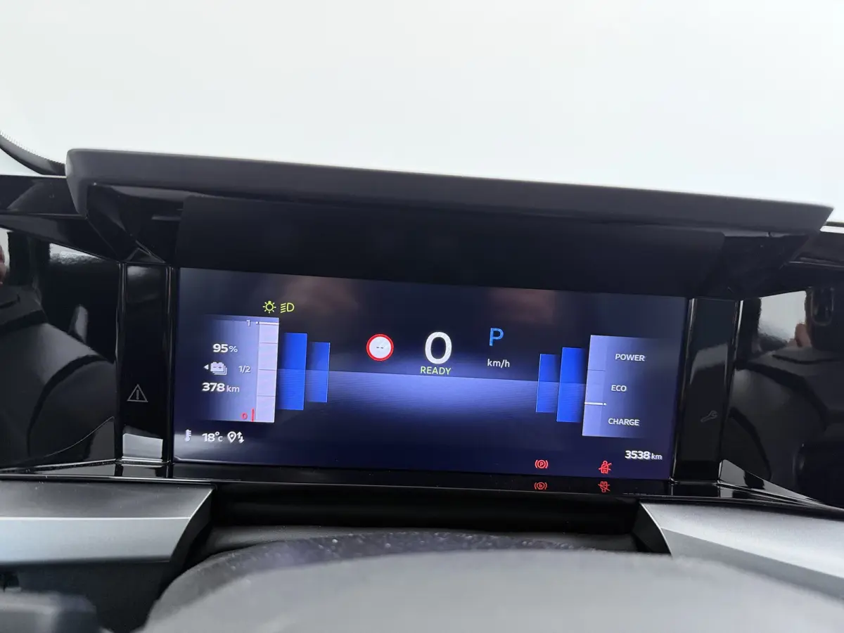 Edition 54 kWh Extended Range | SOH 98% | Airconditioning | Parkeersensoren achter | | 8 Jaar Garantie | Achteruitrijcamera | Dodehoek detectie | Airco | Draadloze oplader | Cruise Control |