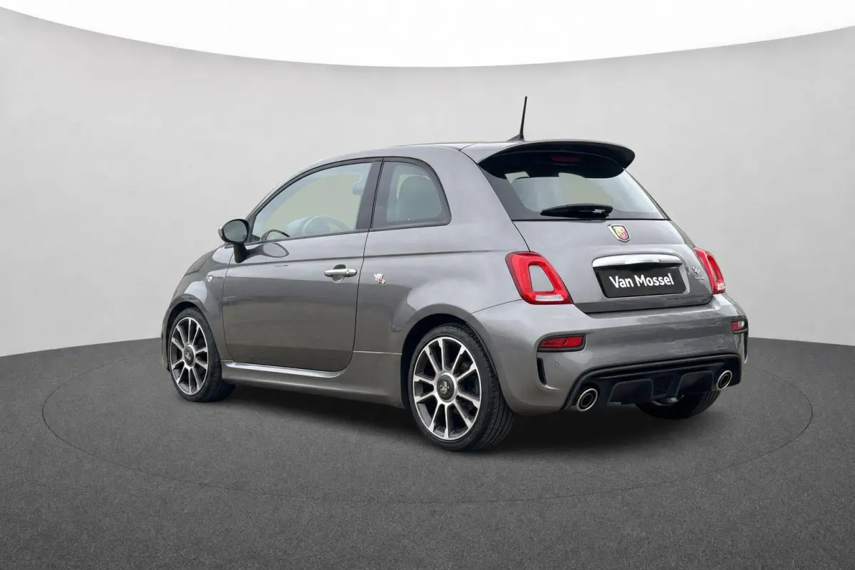 595 1.4 T-Jet Abarth 165pk Turismo | Navigatie | Lederen bekleding | Climate Control | LMV 17"|