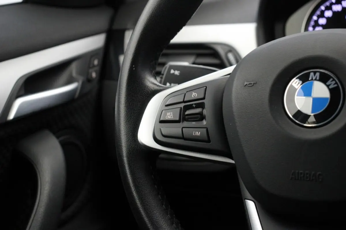 sDrive18i Business Edition Automaat - Carplay, Camera, Headup Display, Cruise