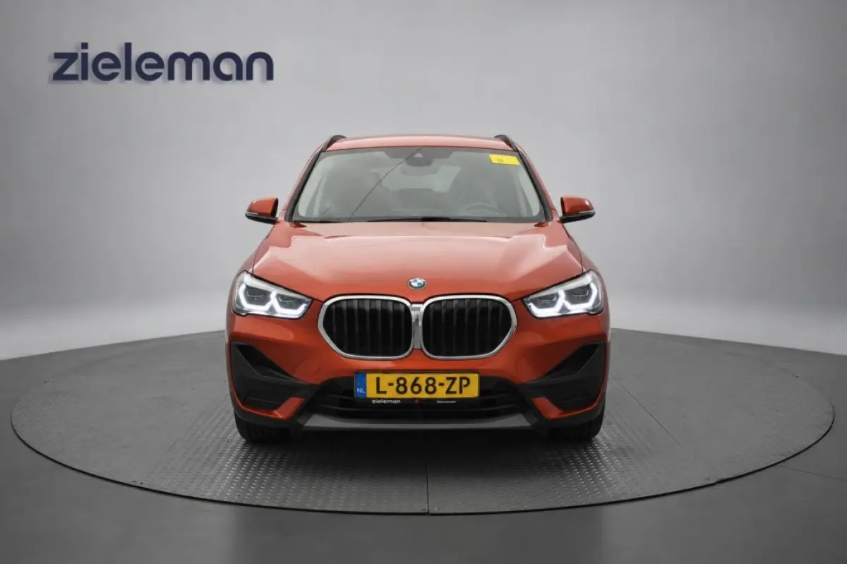 sDrive18i Business Edition Automaat - Carplay, Camera, Headup Display, Cruise