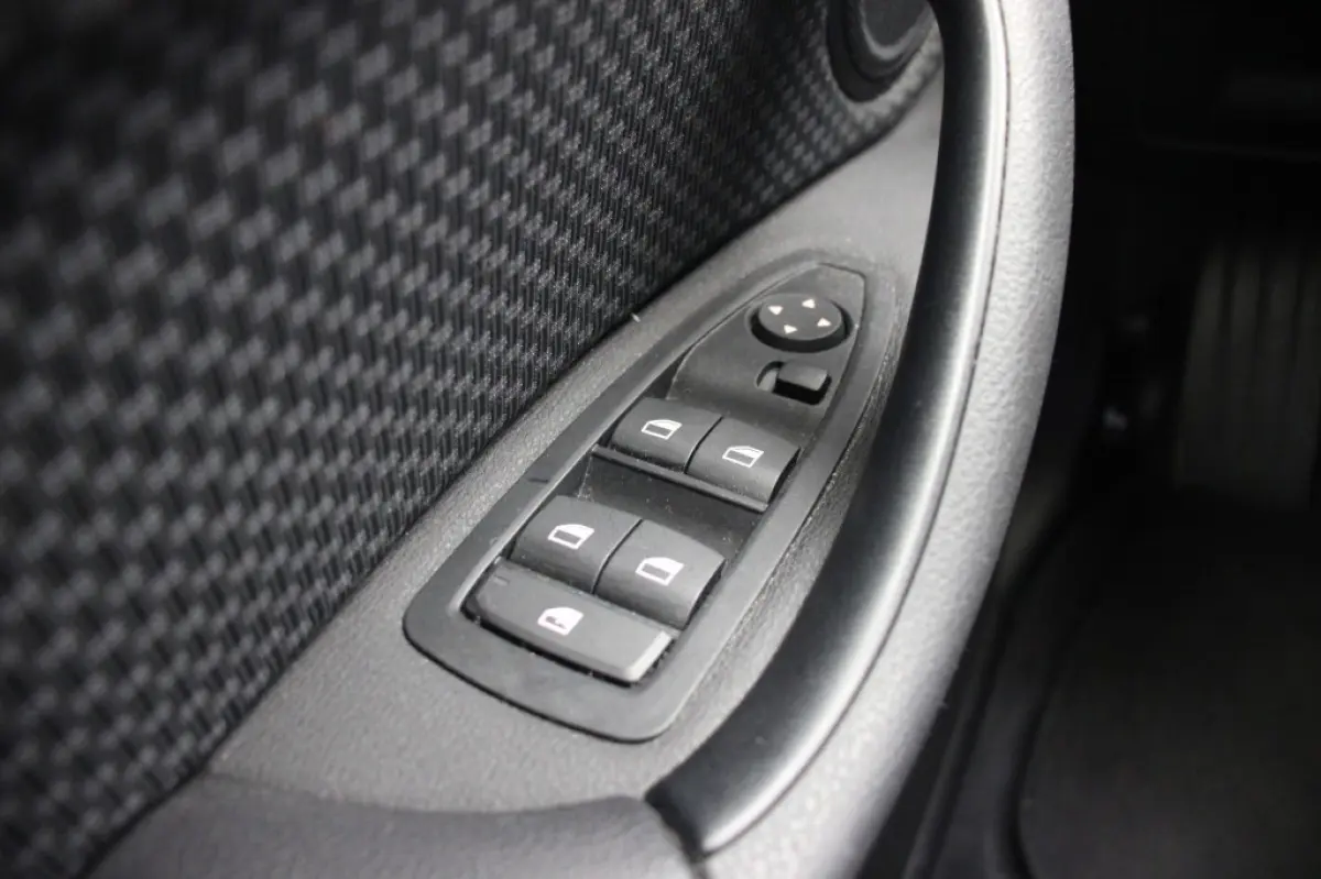 sDrive18i Business Edition Automaat - Carplay, Camera, Headup Display, Cruise