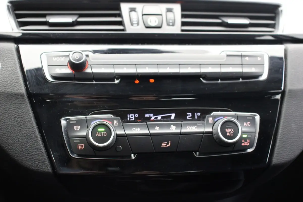 sDrive18i Business Edition Automaat - Carplay, Camera, Headup Display, Cruise