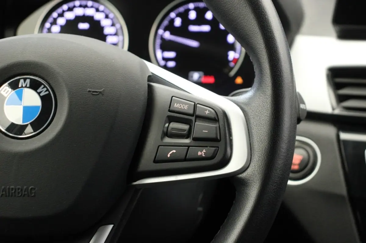 sDrive18i Business Edition Automaat - Carplay, Camera, Headup Display, Cruise