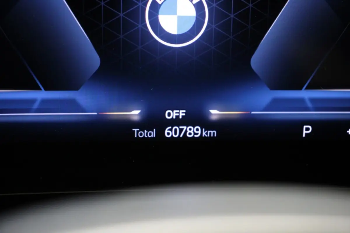 218i Automaat - Digitaal Cockpit, Carplay, Camera, Cruise