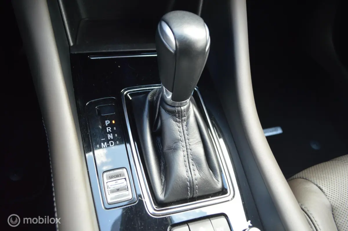 2.5 SkyActiv-G 194 Signature