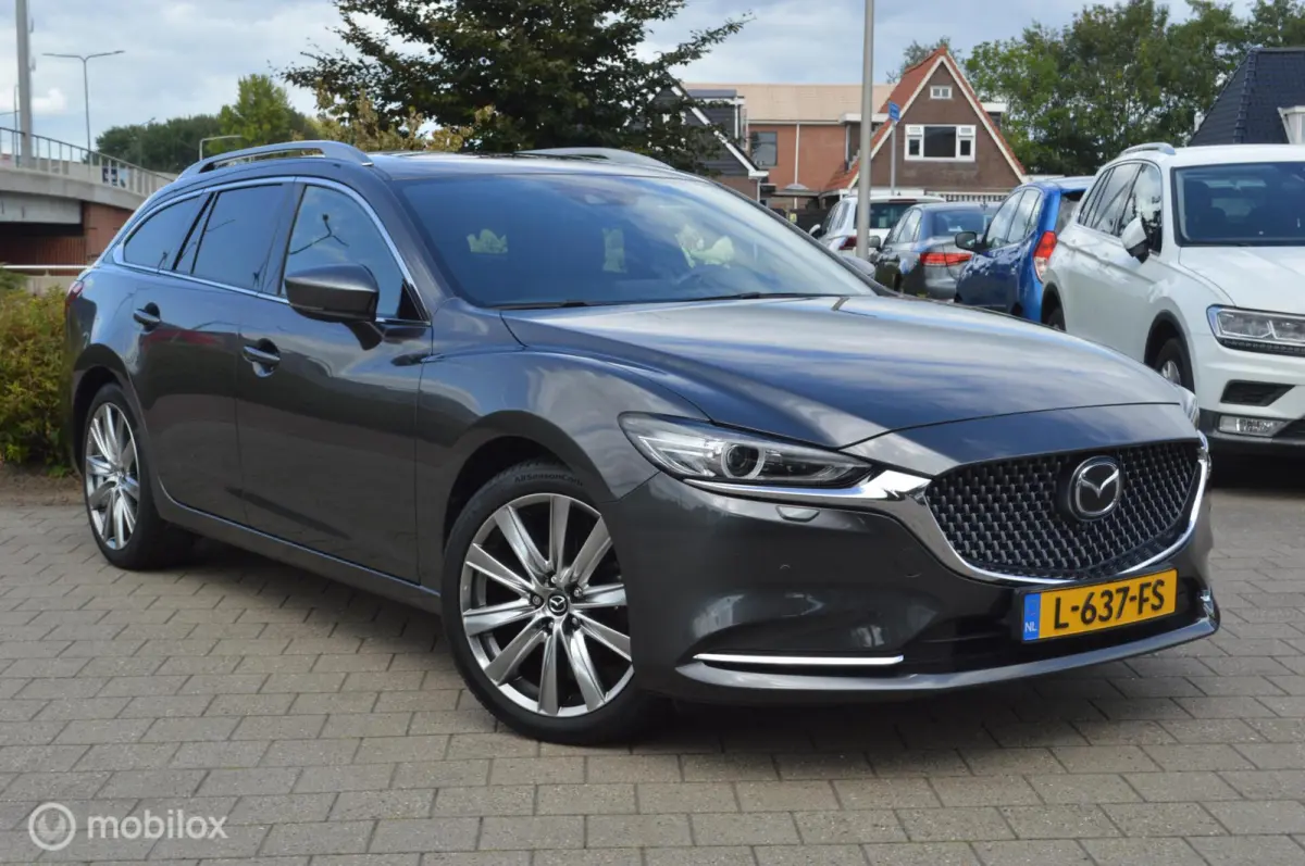 2.5 SkyActiv-G 194 Signature