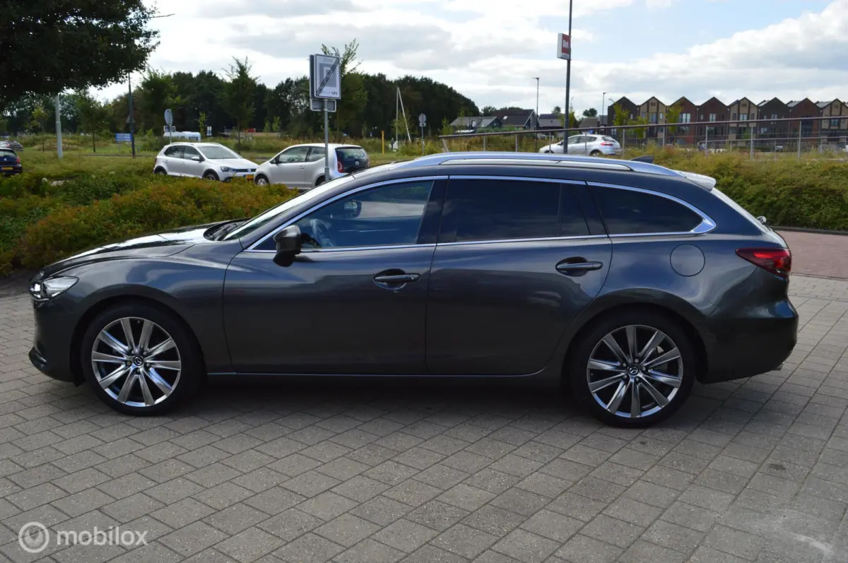2.5 SkyActiv-G 194 Signature