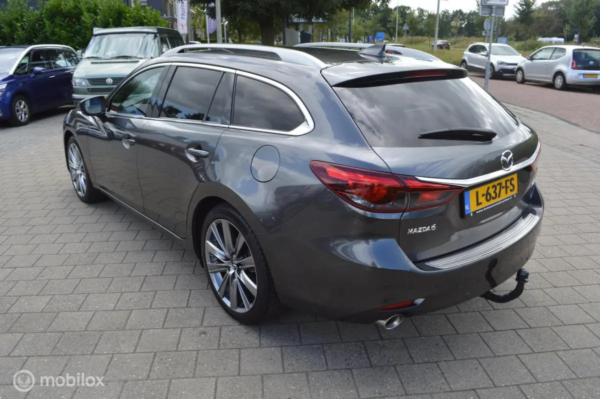 2.5 SkyActiv-G 194 Signature